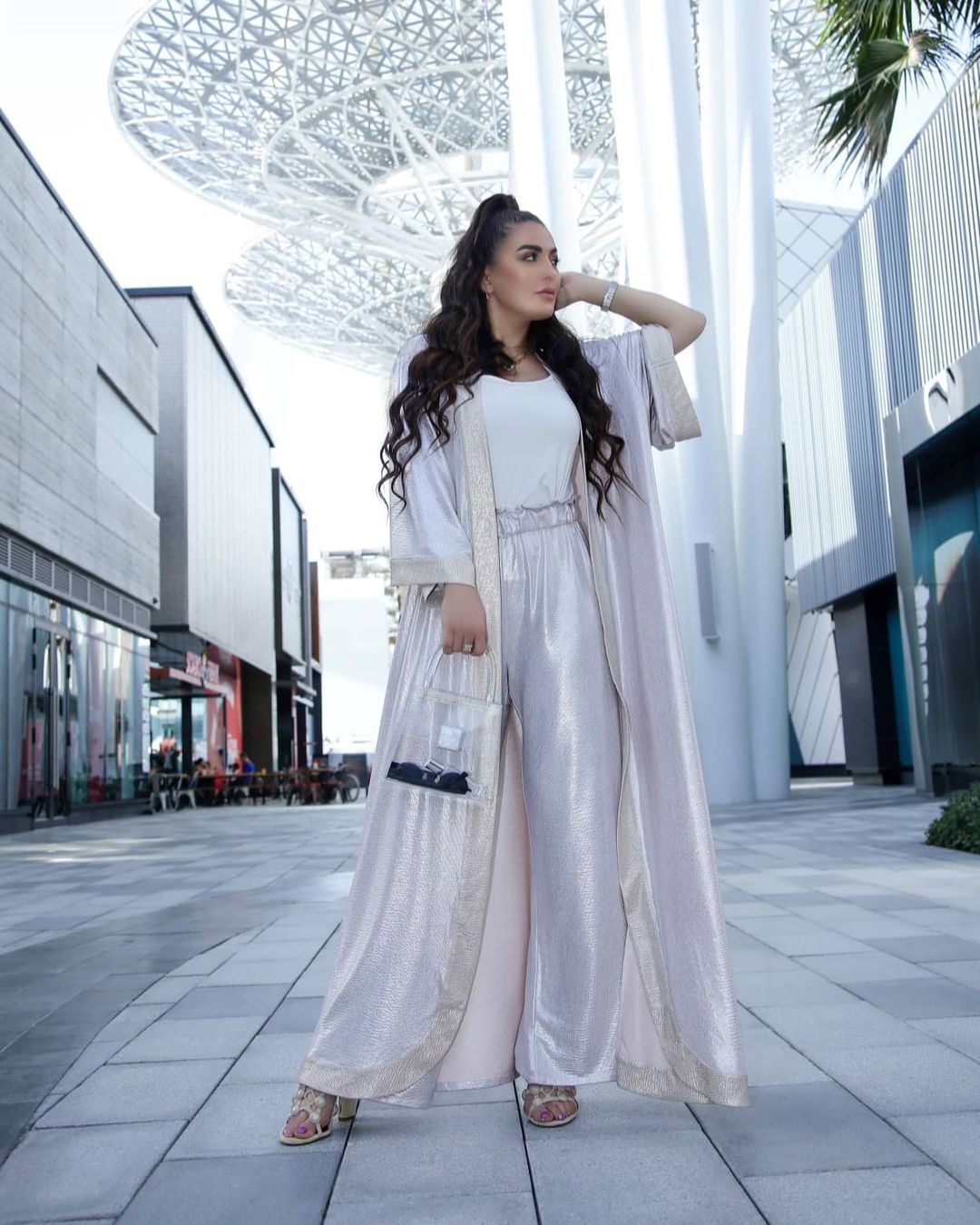 Top Handle Transparent Acrylic Clutch - Atelieruae